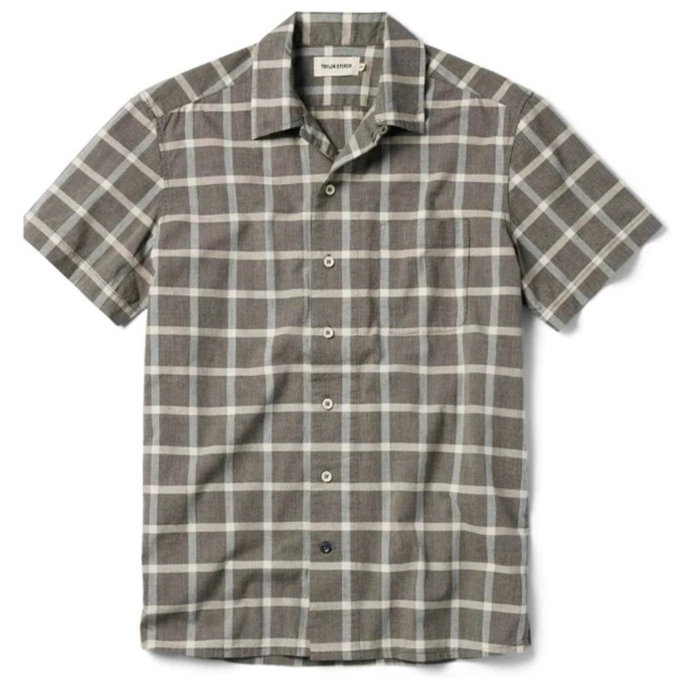 Taylor Stitch, short sleeve shirt.